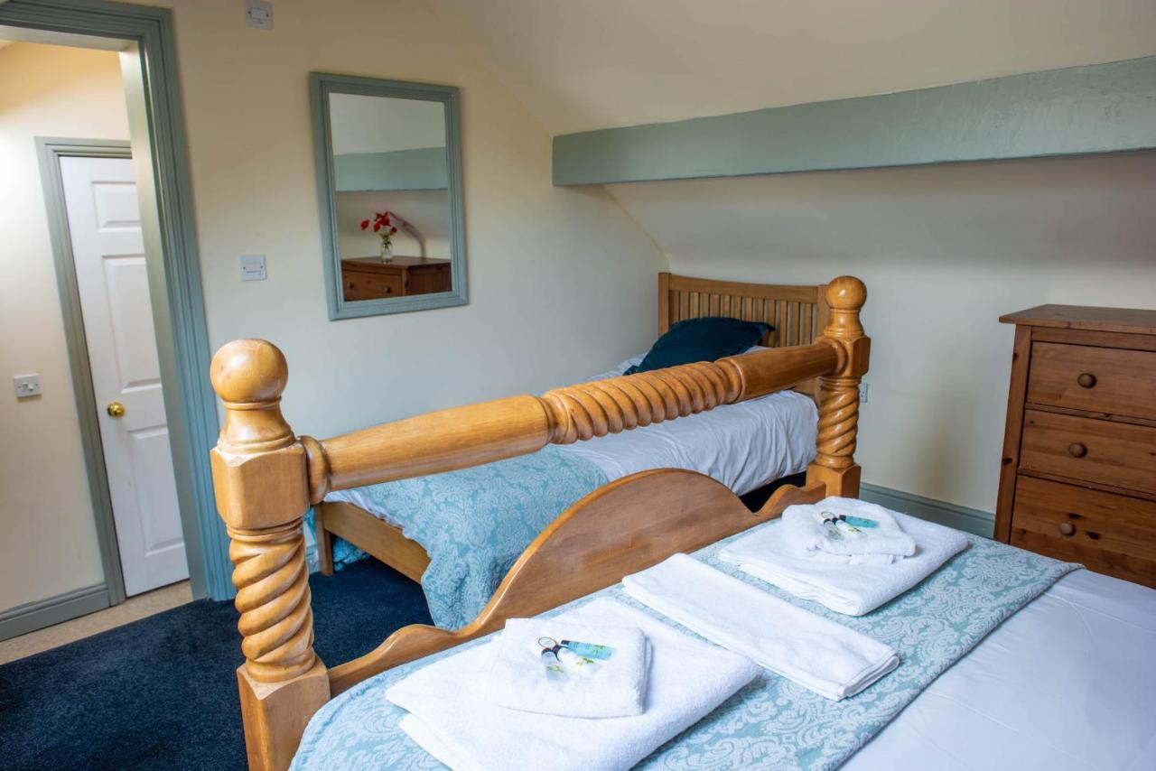 Hotel The Horse And Jockey 2*